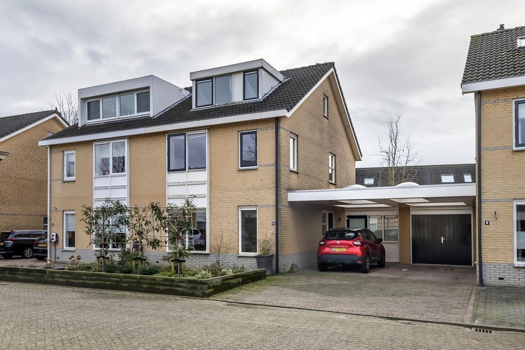 Bruynisstraat 10, Tiel