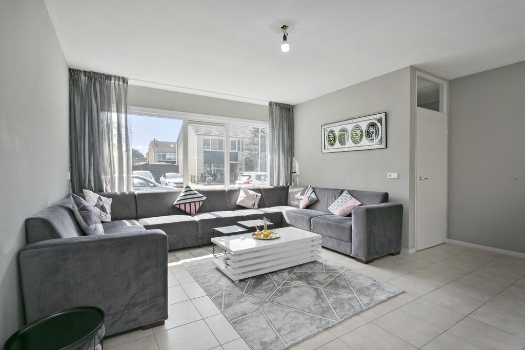 De Hennepe 437, Tiel