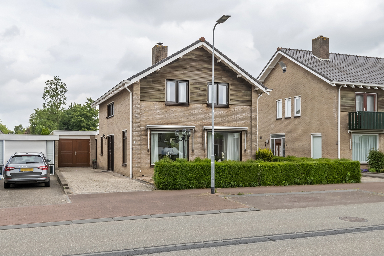 Dijkstraat 4 a, Beneden-Leeuwen