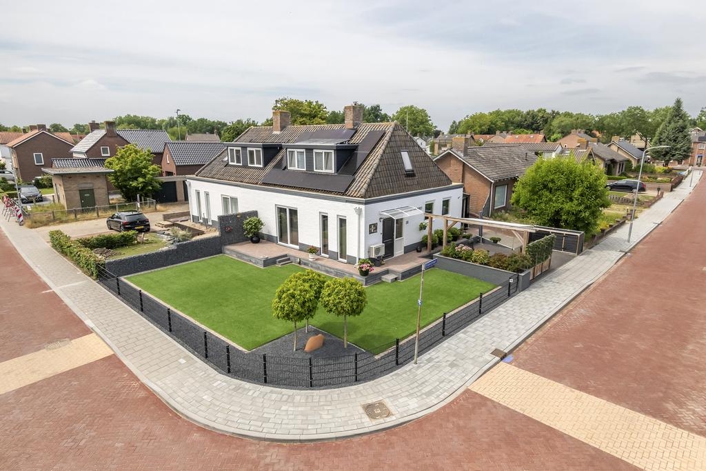 Filipsstraat 18, Alphen