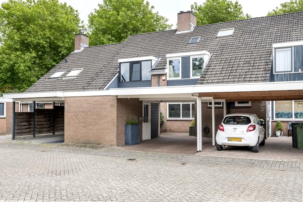 Jan van der Gripstraat 28, Tiel