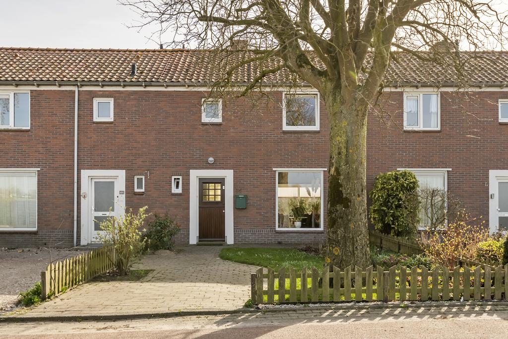 Lingedijk 35, Wadenoijen