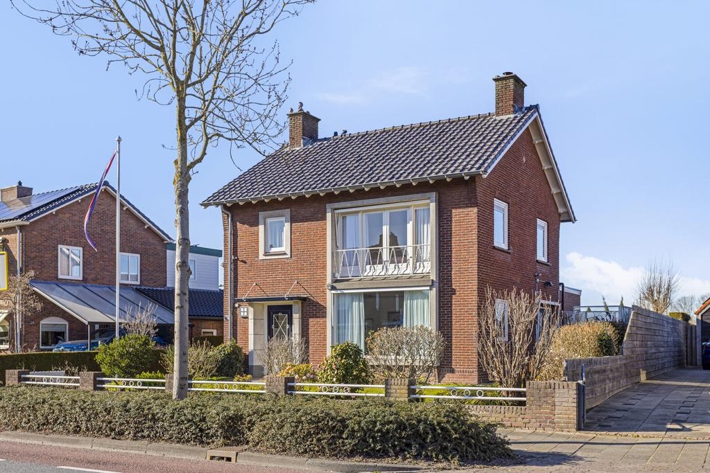 Papesteeg 22, Tiel