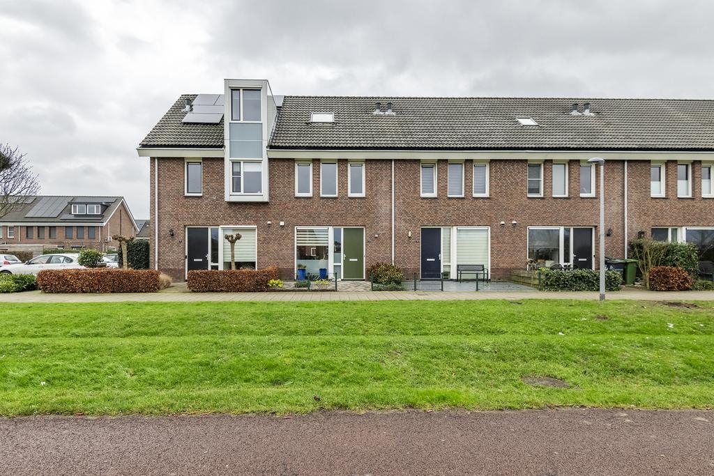 Pimpernelblauwtje 3, Tiel