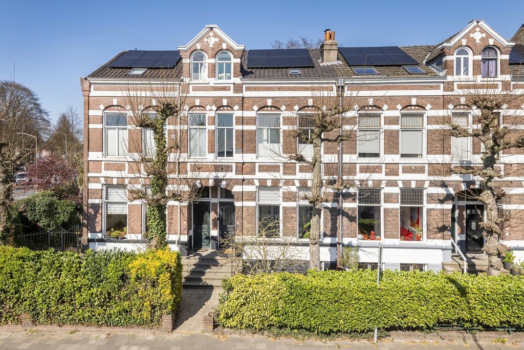 Stationsstraat 40, Tiel
