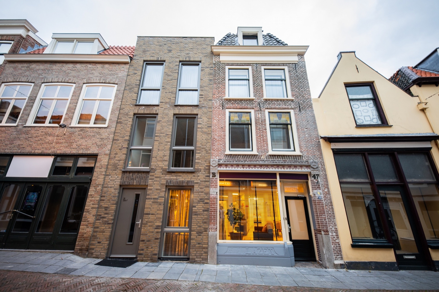 Weerstraat 39, Tiel