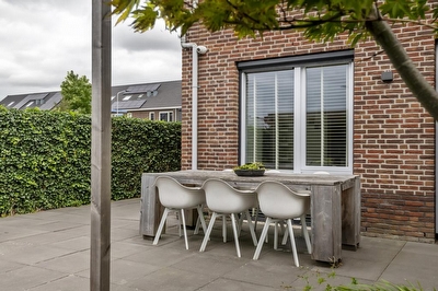 Aardbeivlinder 112, Tiel