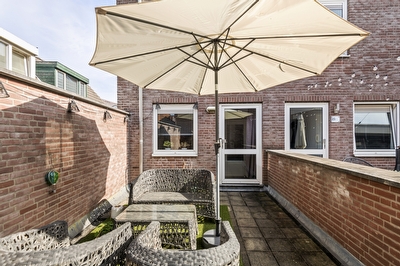 Borchgang 27, Tiel