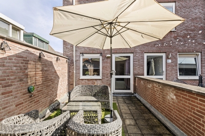 Borchgang 27, Tiel