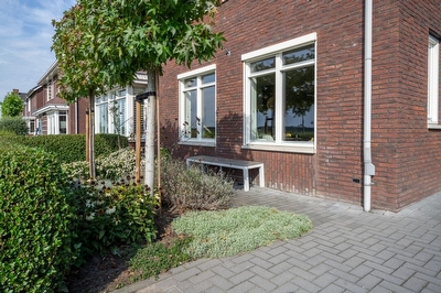 Bruine Eikenpage 60, Tiel