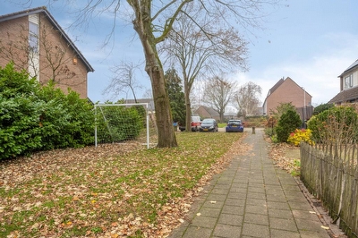 Buitenlust 9, Tiel