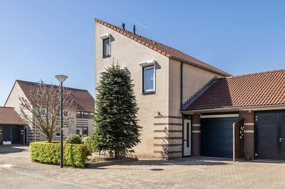 Cortbeemt 1, Ophemert