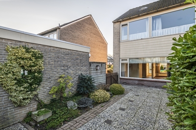 De Hennepe 213, Tiel