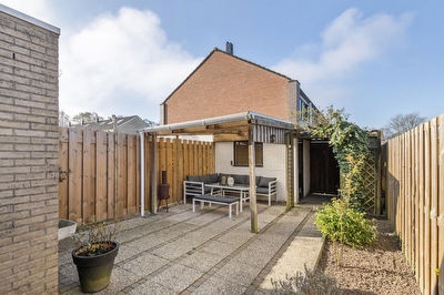 De Hennepe 482, Tiel