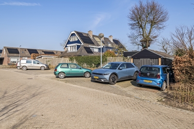 De Schoorsteen 23 B, Kerk-Avezaath