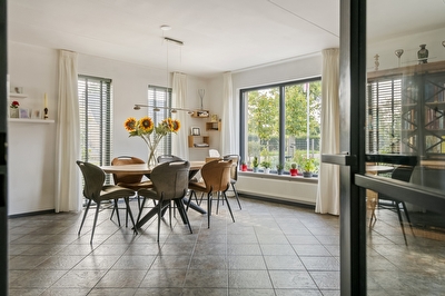 Dijkgraaf de Leeuwweg 5, Alphen