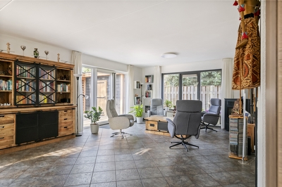 Dijkgraaf de Leeuwweg 5, Alphen