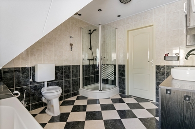 Dijkgraaf de Leeuwweg 5, Alphen