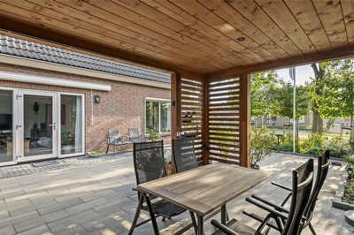 Dijkgraaf de Leeuwweg 5, Alphen