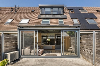 Ereprijs 18, Tiel
