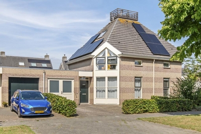 F.J. Ebbensstraat 24, Tiel
