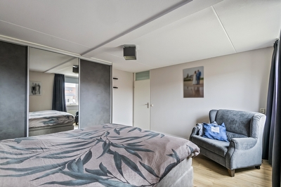 Goudhaver 45, Tiel