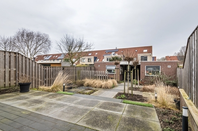 Goudhaver 45, Tiel