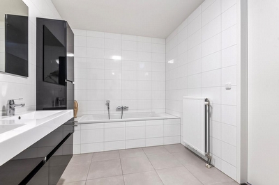 Grote Vuurvlinder 25, Tiel