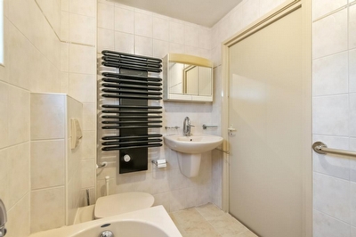 Julianalaan 26, Tiel