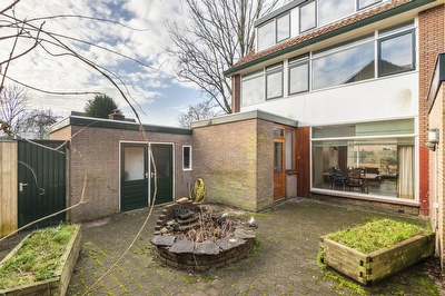 Julianalaan 26, Tiel