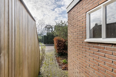 Julianalaan 26, Tiel