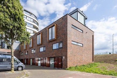 J.W. Nieuwenhuysestraat 27, Tiel