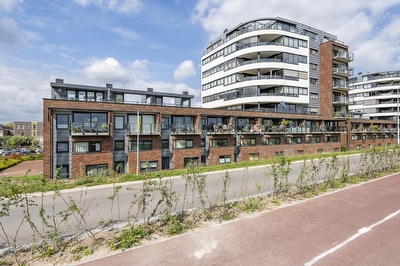 J.W. Nieuwenhuysestraat 27, Tiel