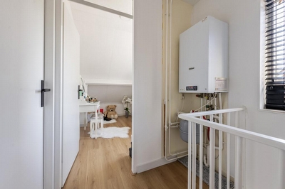 Karnheuvelsestraat 6, Est