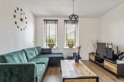 Karnheuvelsestraat 6, Est