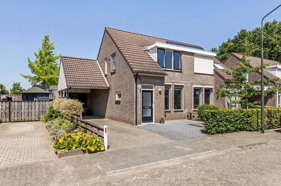 Karnheuvelsestraat 6, Est