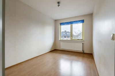 Kolblei 25, Tiel