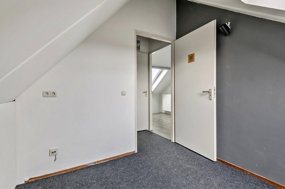 Kolblei 25, Tiel