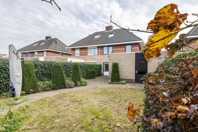 Kolblei 25, Tiel