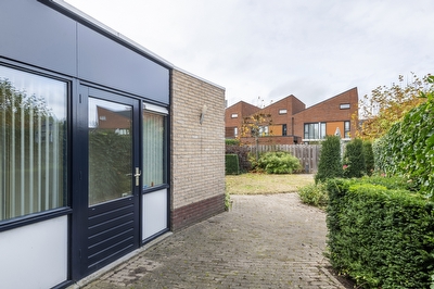 Kolblei 25, Tiel