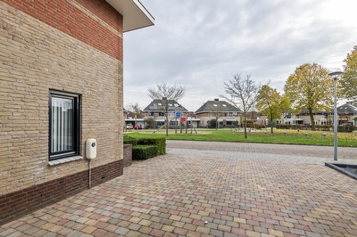Kolblei 25, Tiel