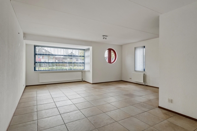Kolblei 25, Tiel