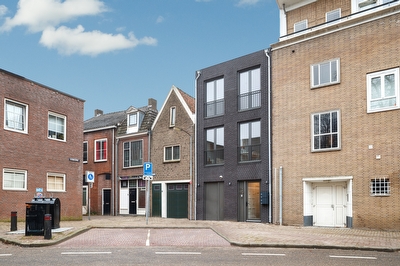 Oliemolenwal 19 04, Tiel