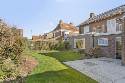 Papesteeg 22, Tiel