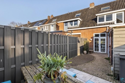 Papesteeg 51, Tiel