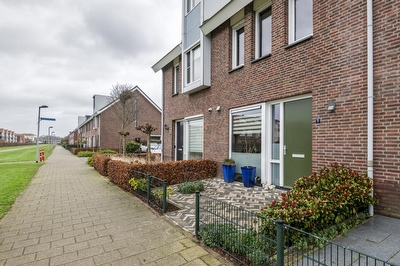 Pimpernelblauwtje 3, Tiel