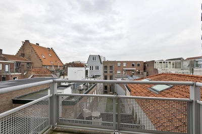 Plein 38 24, Tiel