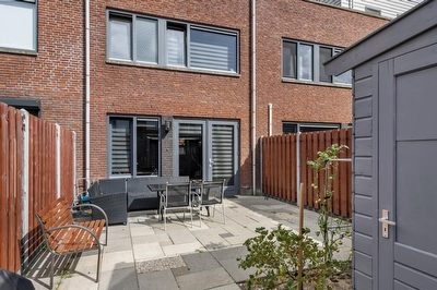 Roosjestin 12, Tiel