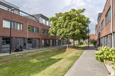 Roosjestin 12, Tiel
