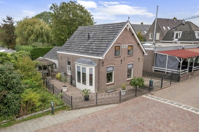 Secr. Janssenstraat 2, Heerewaarden
